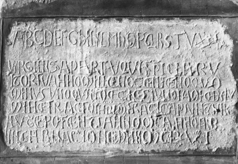 Fig. 2 - Daumazan-sur-Arize (Ariège), église, 1156. Cliché CIFM/CESCM
