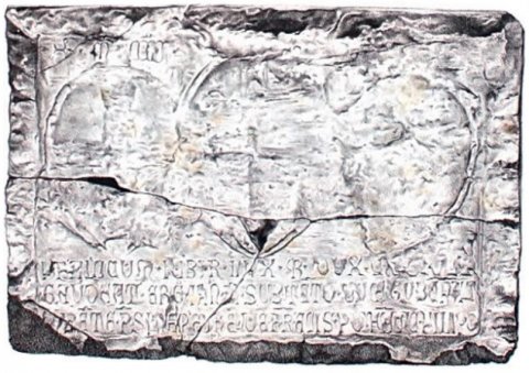 Fig. 4b: Construction slab with inscription dated 1431 that was documented on the coast of the Lagirio suburb (Belgrano, Documenti, pl. 10)
