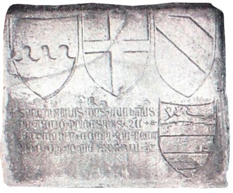 Fig. 4e: Construction slab with inscription dated 1447 that was documented on the coast of the Lagirio suburb (Rossi, Lapidi, 156)